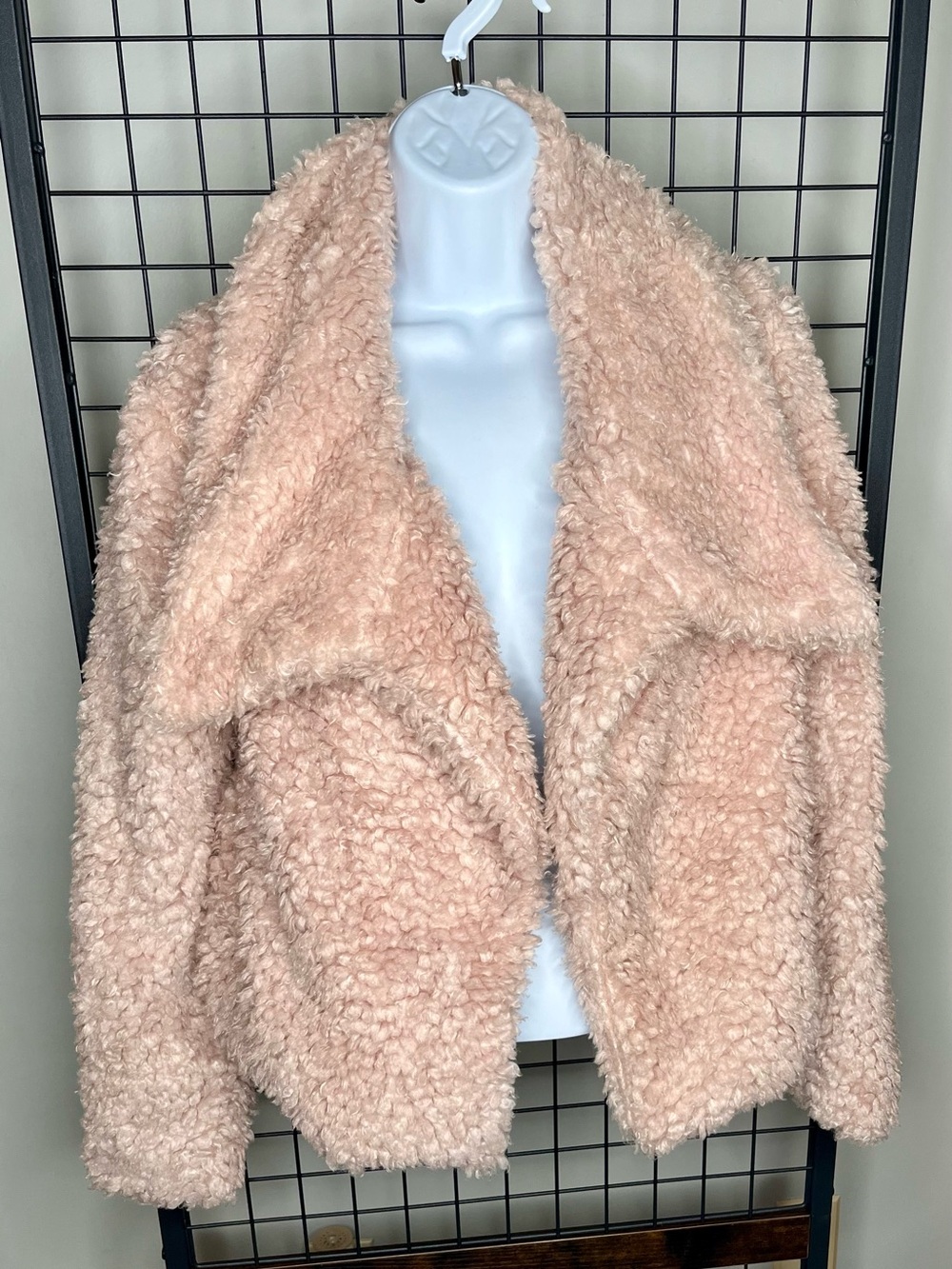 Fashion Nova Women's Blush Faux Sherpa Jacket NWT